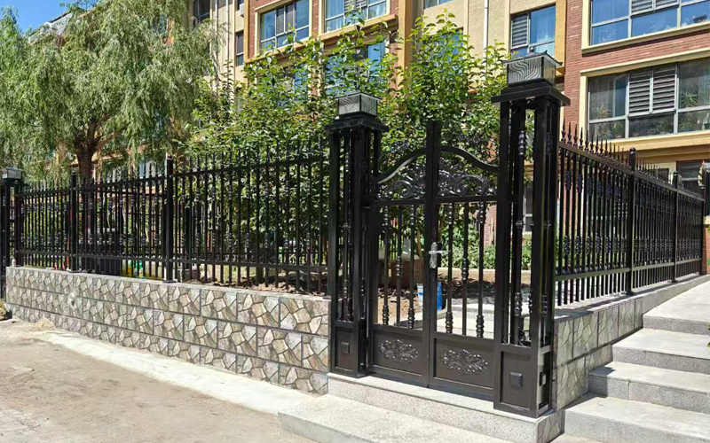 2026年当前赤峰铝艺围栏市场解析：如何甄选兼具性价比与定制实力的厂家？(图1)